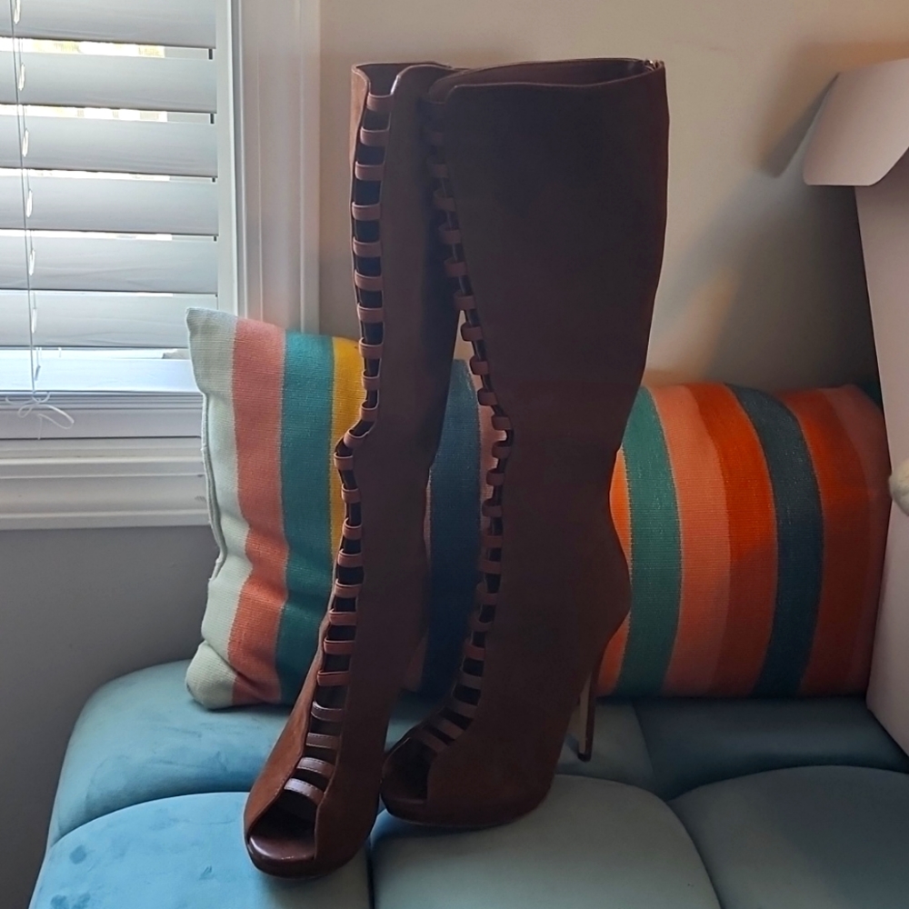 Brown suede calf boots